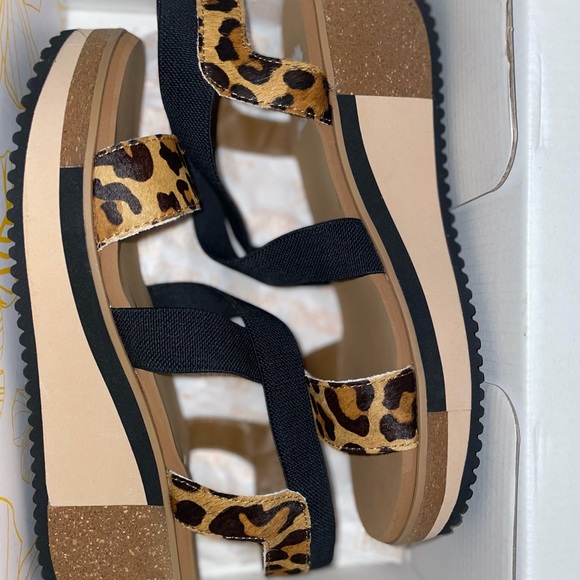{Yellowbox} Janalee Leopard Wedge Sandals - Picture 7 of 16